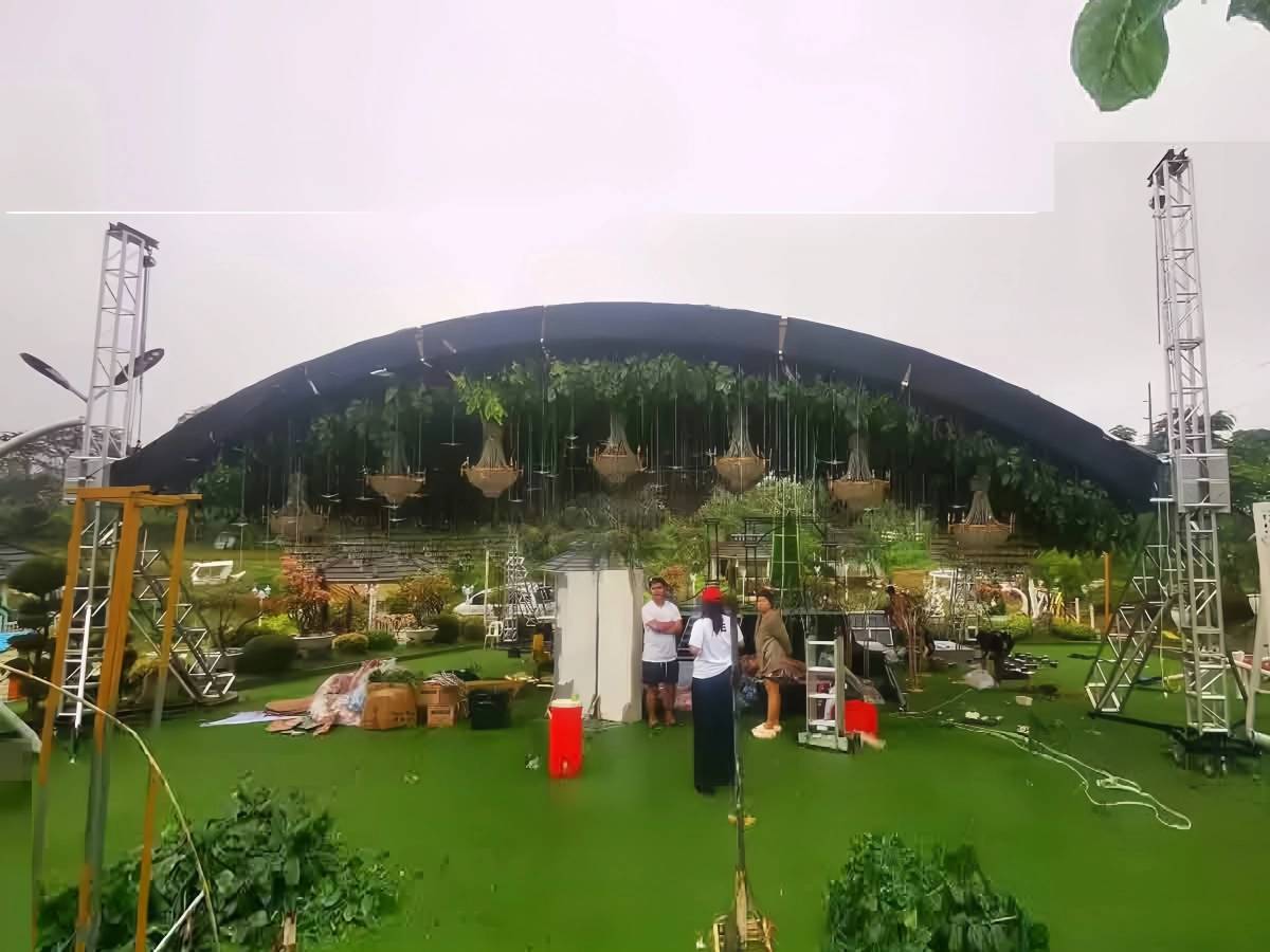 15m x 15m high load arc roof