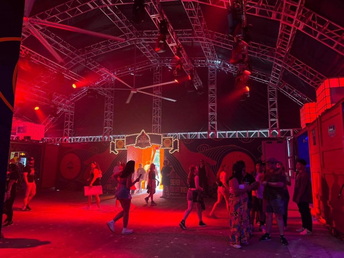 60ft Tunnel Truss Roof